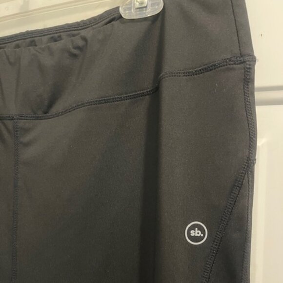 Athletic Capris - Picture 7 of 9